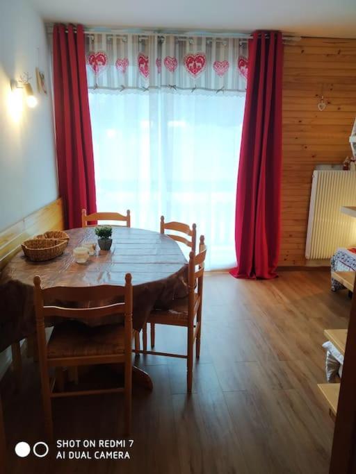 Studio 6 Pers Le Bois D'Aurouze 2Eme Etage Nord SuperDevoluy 외부 사진